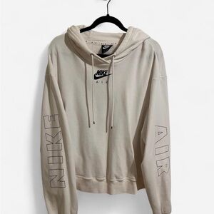 Nike Women’s Plus Pullover